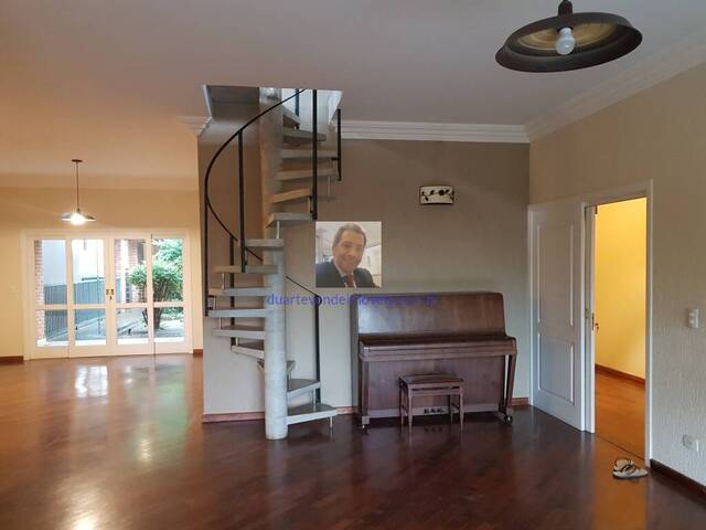 Casa para Venda em Cotia - 2