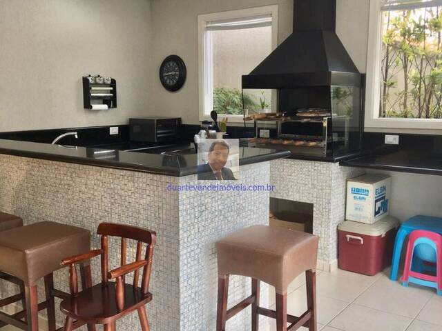 Casa para Venda em Santana de Parnaíba - 4