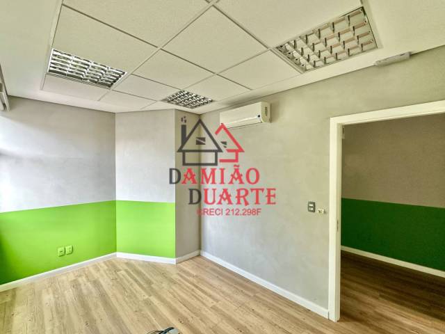 #SC0983 - Salão Comercial para Venda em Cotia - SP - 2