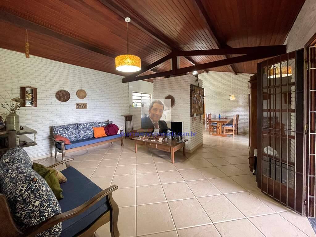Chácara à venda com 4 quartos, 209m² - Foto 16