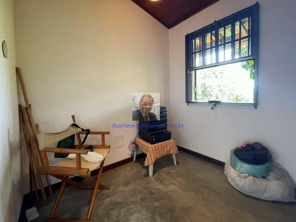 Chácara à venda com 4 quartos, 209m² - Foto 23