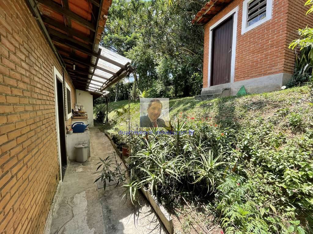 Chácara à venda com 4 quartos, 209m² - Foto 36