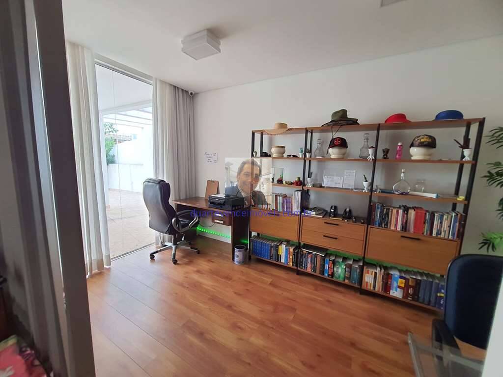 Casa de Condomínio à venda com 4 quartos, 398m² - Foto 33