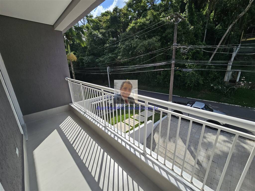 Casa, 3 quartos, 236 m² - Foto 2