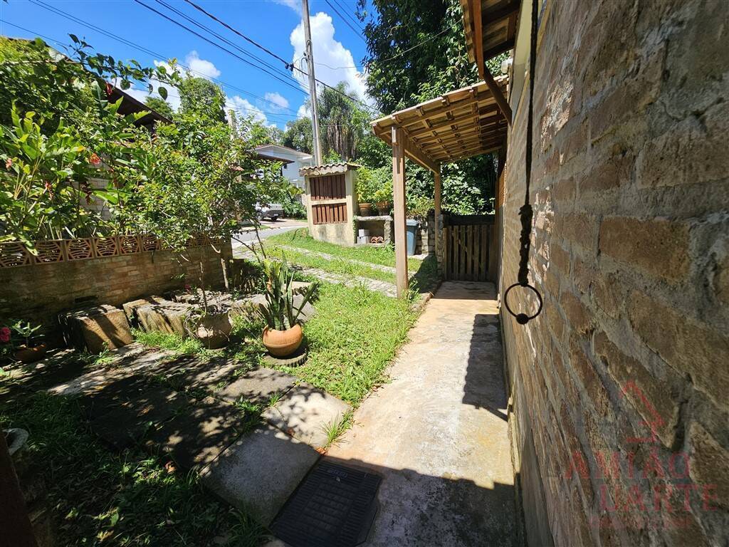Casa, 3 quartos, 141 m² - Foto 2