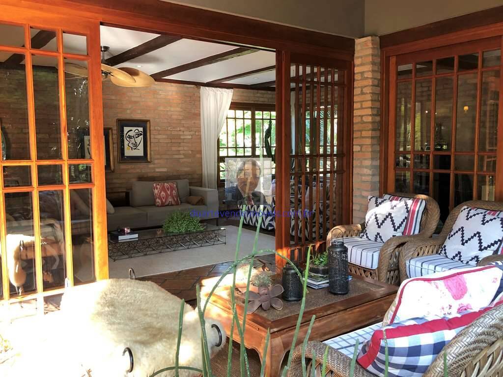 Casa de Condomínio à venda com 4 quartos, 450m² - Foto 19