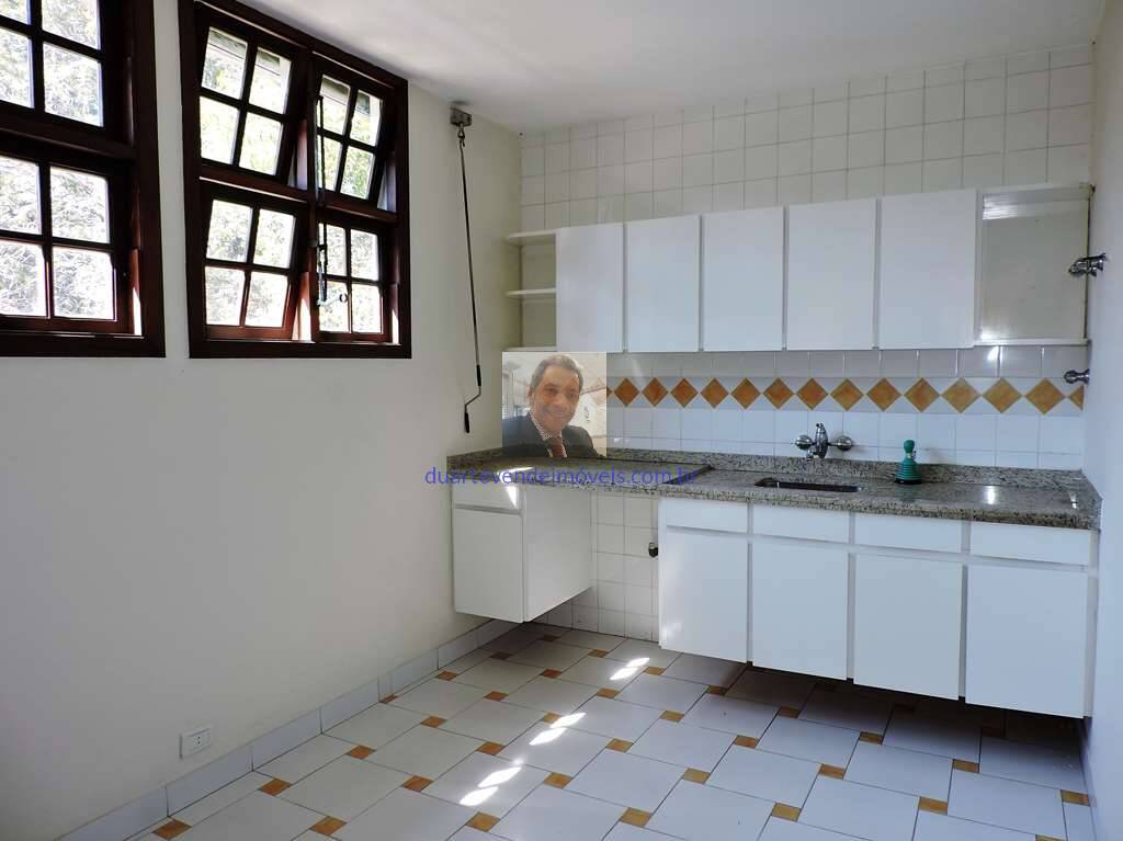 Casa de Condomínio à venda e aluguel com 6 quartos, 550m² - Foto 4