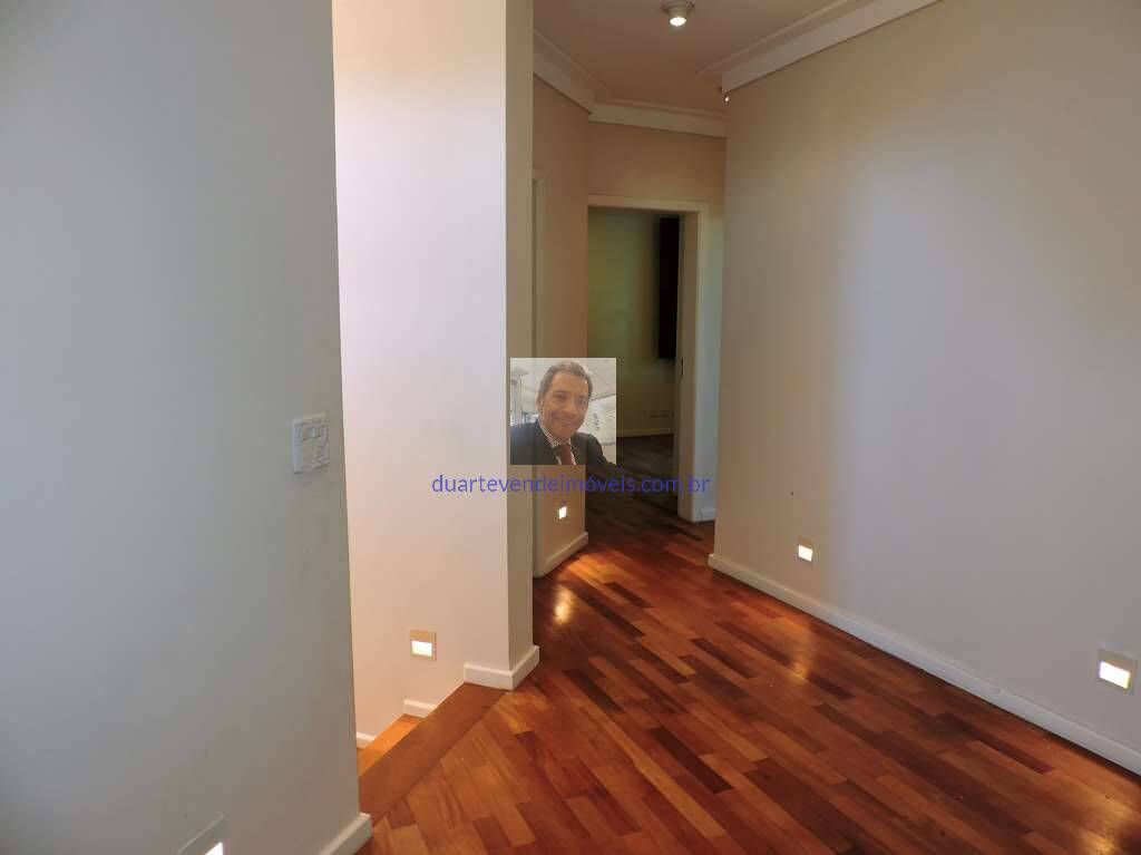 Casa de Condomínio à venda e aluguel com 6 quartos, 550m² - Foto 16