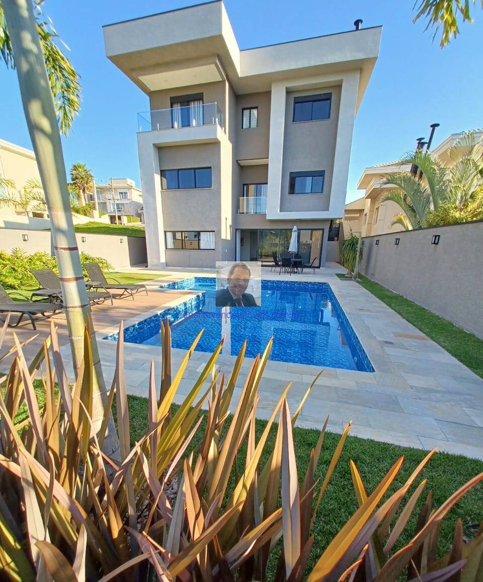 Casa de Condomínio, 4 quartos - Foto 1