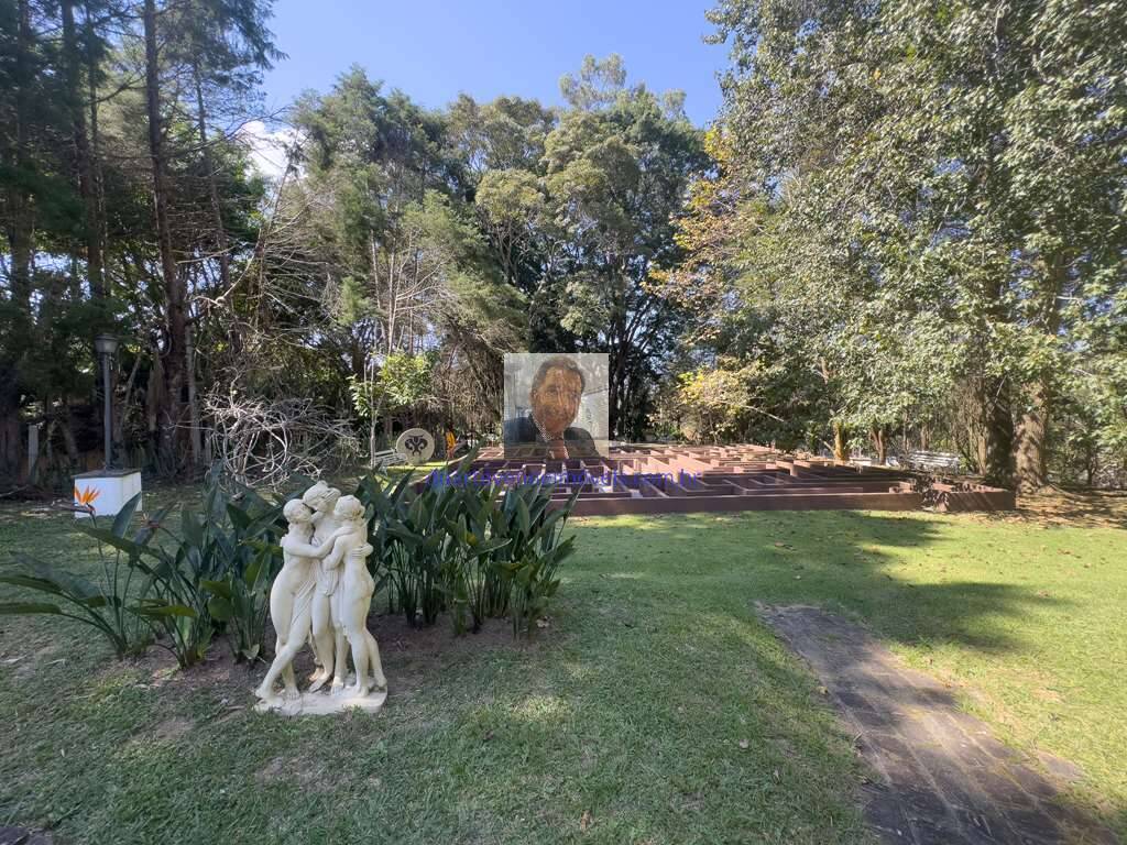 Chácara à venda com 4 quartos, 692m² - Foto 39