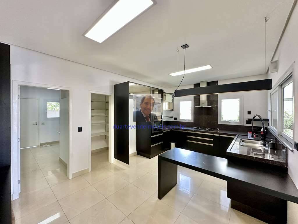 Casa de Condomínio à venda e aluguel com 4 quartos, 358m² - Foto 24