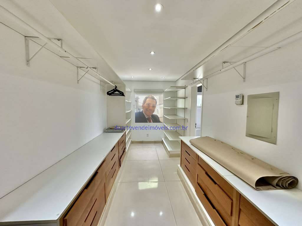 Casa de Condomínio à venda e aluguel com 4 quartos, 358m² - Foto 41