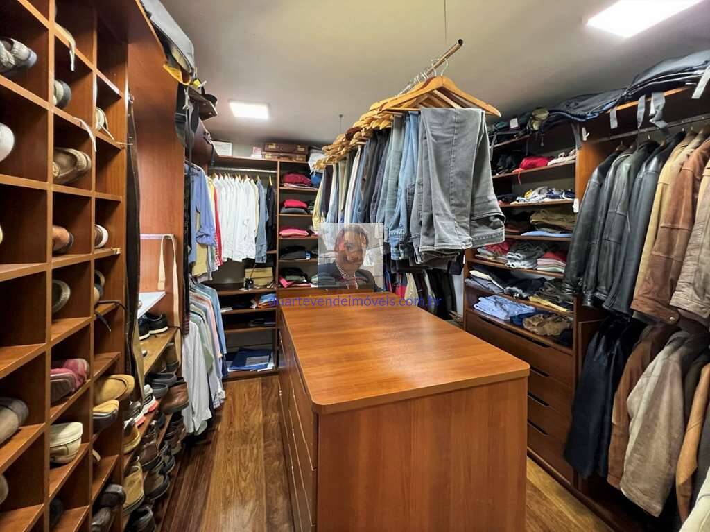 Casa de Condomínio à venda e aluguel com 4 quartos, 541m² - Foto 33