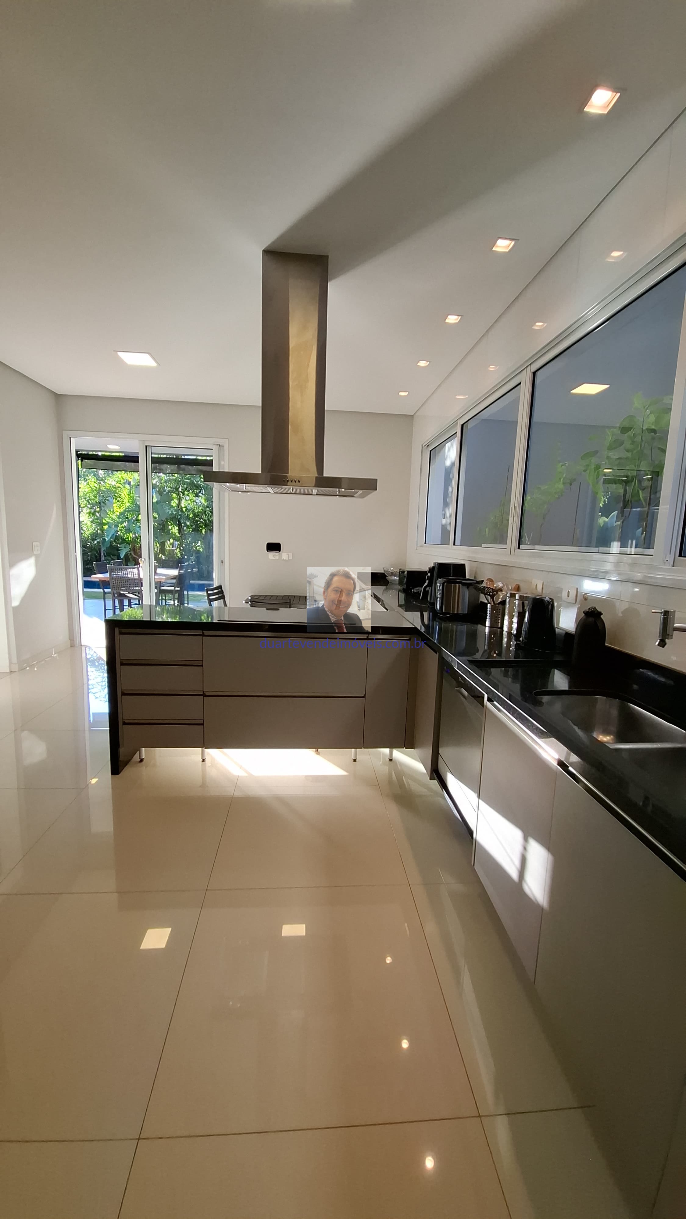 Casa de Condomínio à venda com 4 quartos, 463m² - Foto 65