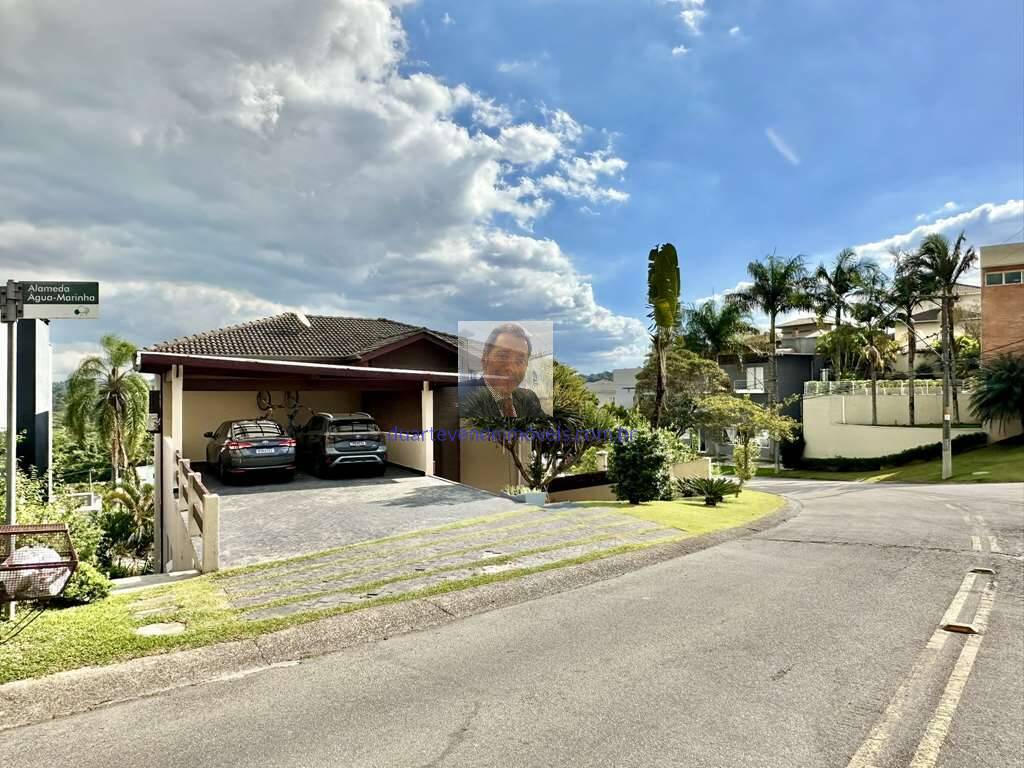Casa de Condomínio à venda com 3 quartos, 330m² - Foto 5