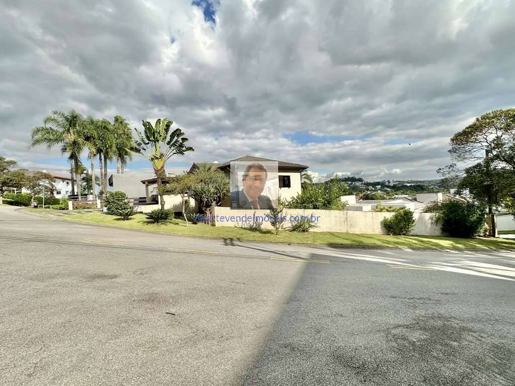 Casa de Condomínio à venda com 3 quartos, 330m² - Foto 4