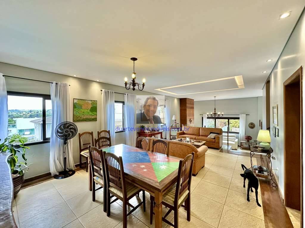 Casa de Condomínio à venda com 3 quartos, 330m² - Foto 13