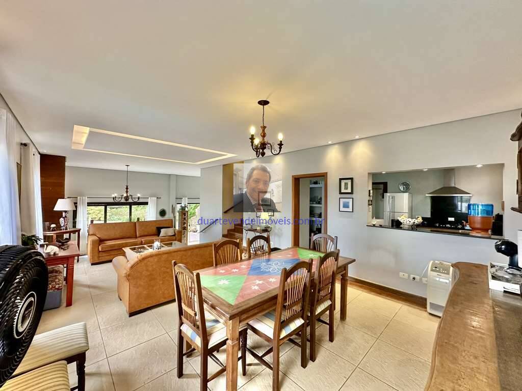 Casa de Condomínio à venda com 3 quartos, 330m² - Foto 14