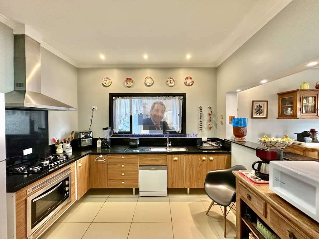 Casa de Condomínio à venda com 3 quartos, 330m² - Foto 19
