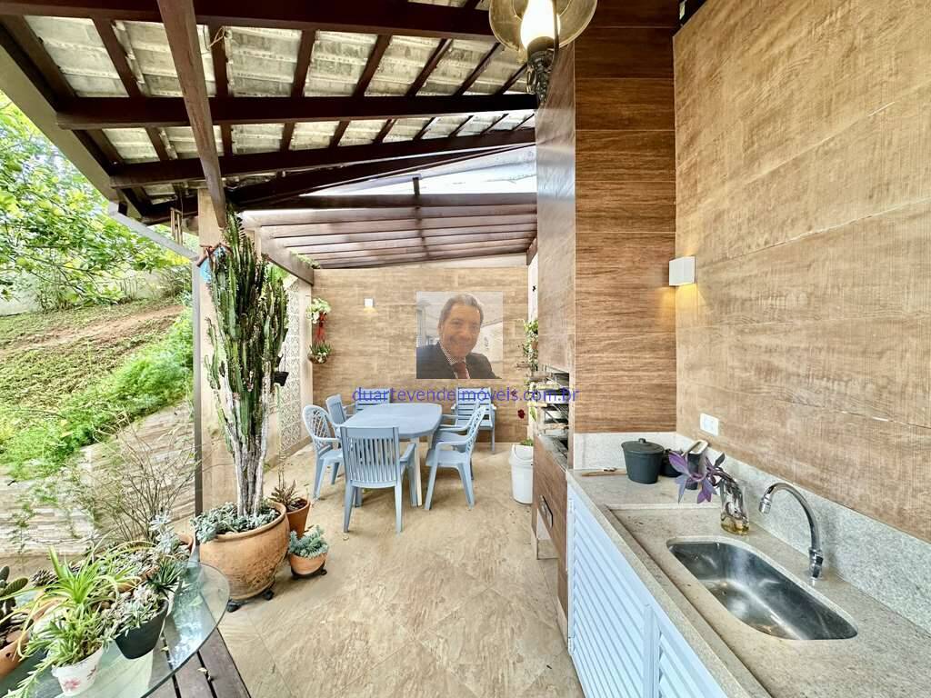 Casa de Condomínio à venda com 3 quartos, 330m² - Foto 35