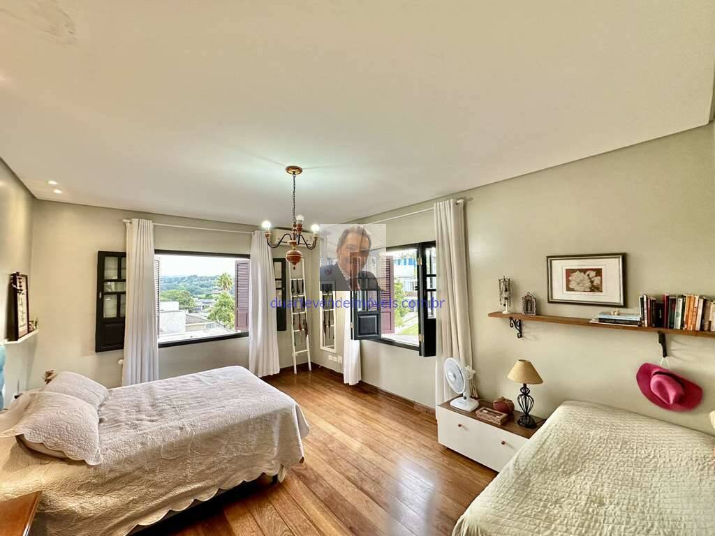 Casa de Condomínio à venda com 3 quartos, 330m² - Foto 47