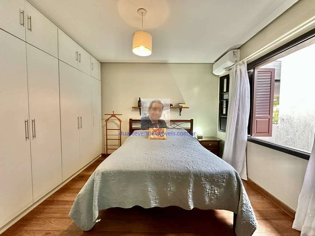 Casa de Condomínio à venda com 3 quartos, 330m² - Foto 59