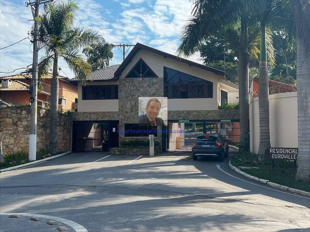 Casa de Condomínio à venda com 5 quartos, 375m² - Foto 1