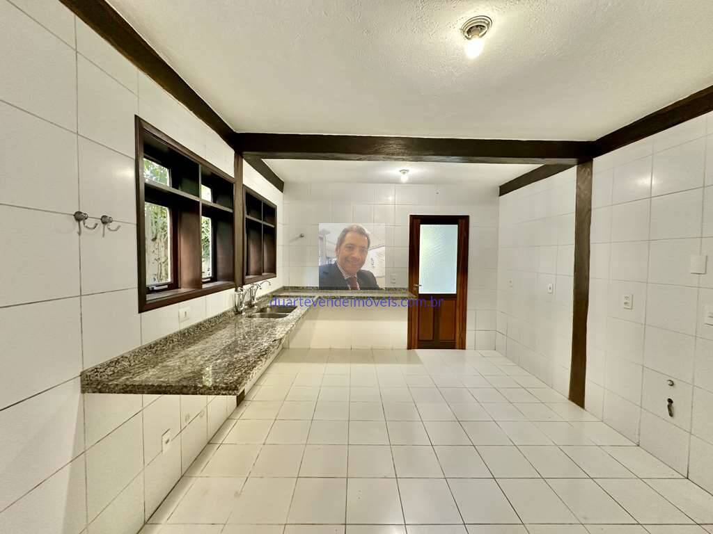 Casa de Condomínio à venda com 5 quartos, 321m² - Foto 23
