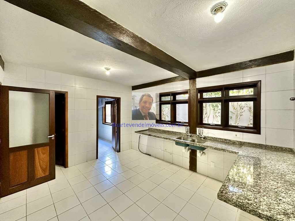 Casa de Condomínio à venda com 5 quartos, 321m² - Foto 22