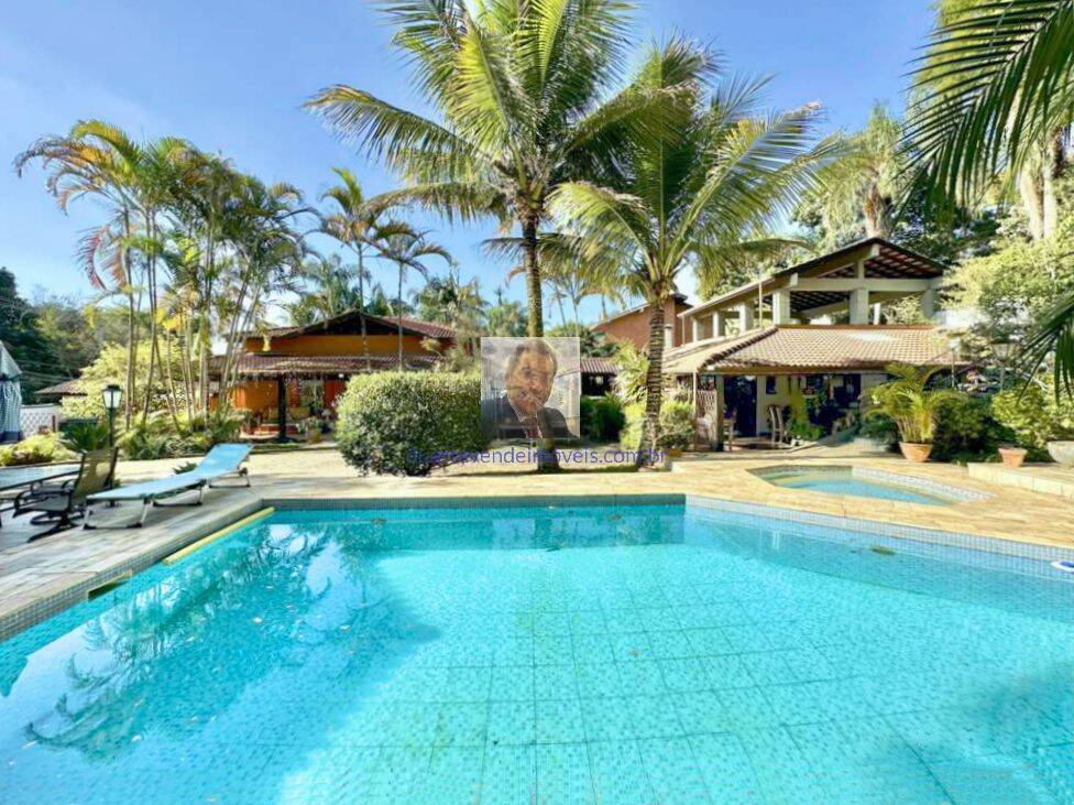 Casa de Condomínio à venda com 3 quartos, 503m² - Foto 1