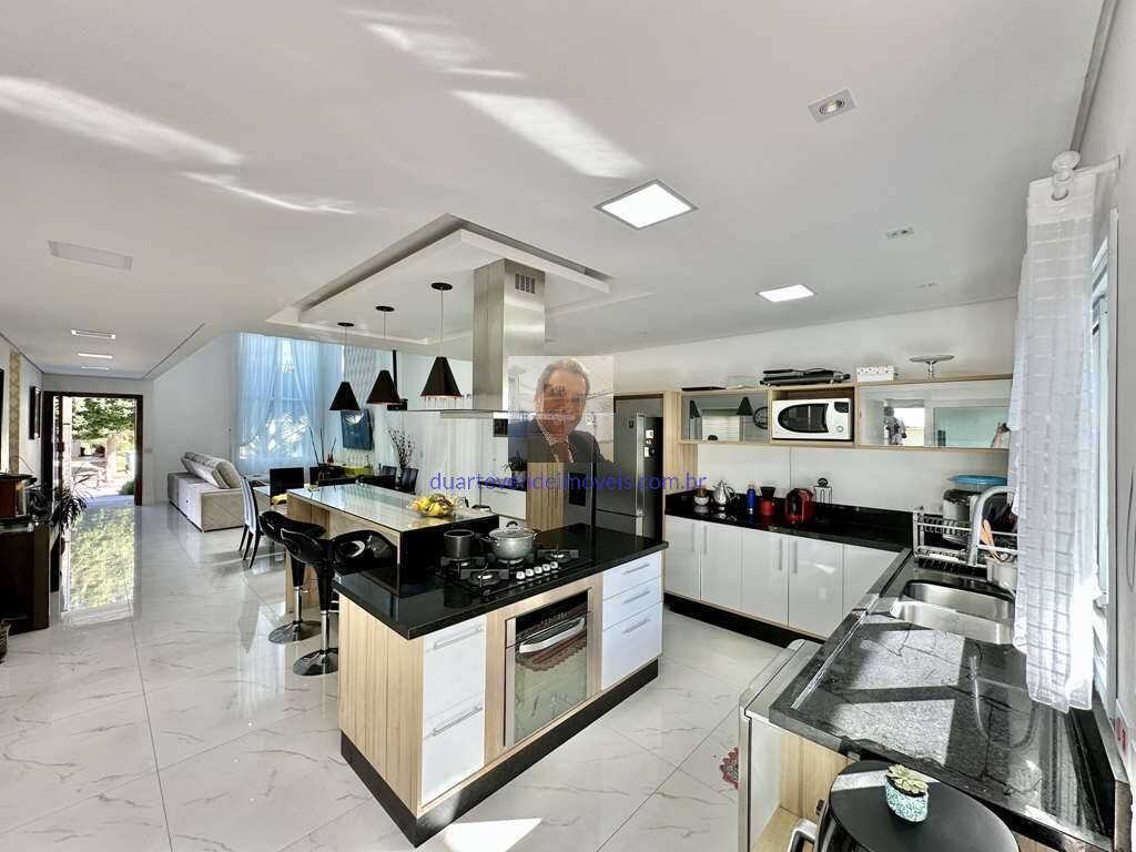 Casa de Condomínio à venda com 3 quartos, 382m² - Foto 23