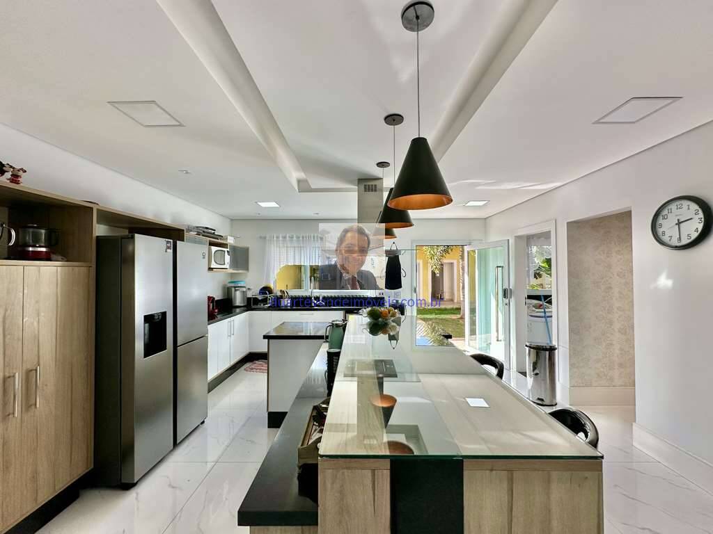 Casa de Condomínio à venda com 3 quartos, 382m² - Foto 25