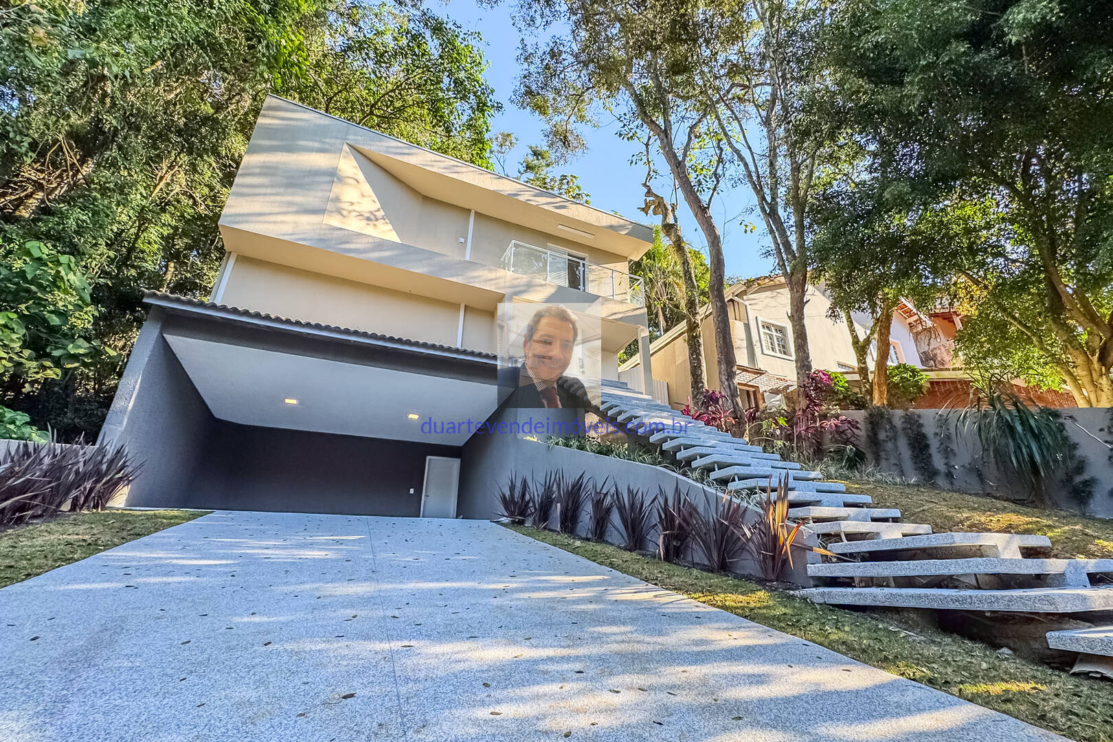Casa de Condomínio à venda com 3 quartos, 215m² - Foto 4