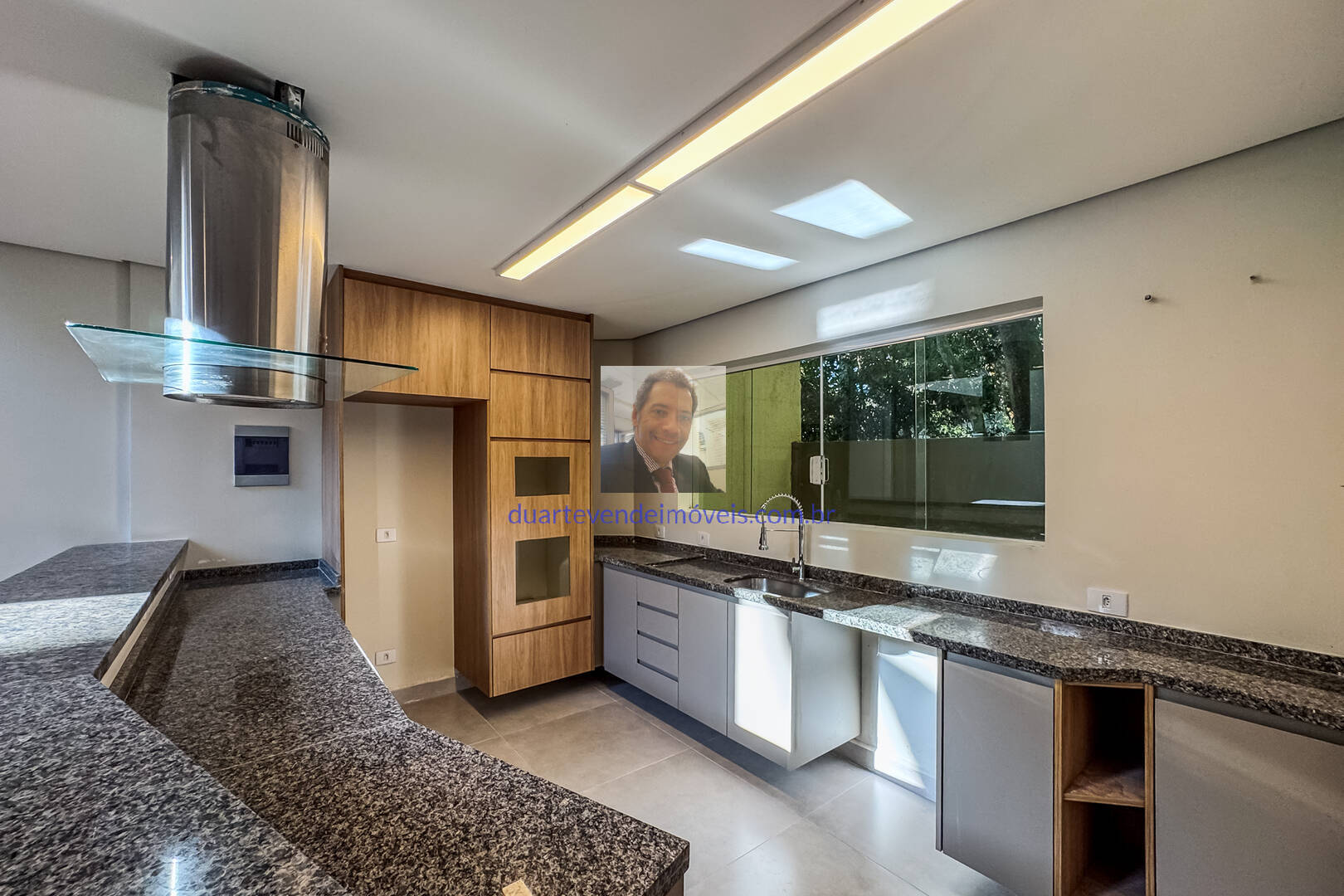 Casa de Condomínio à venda com 3 quartos, 215m² - Foto 17