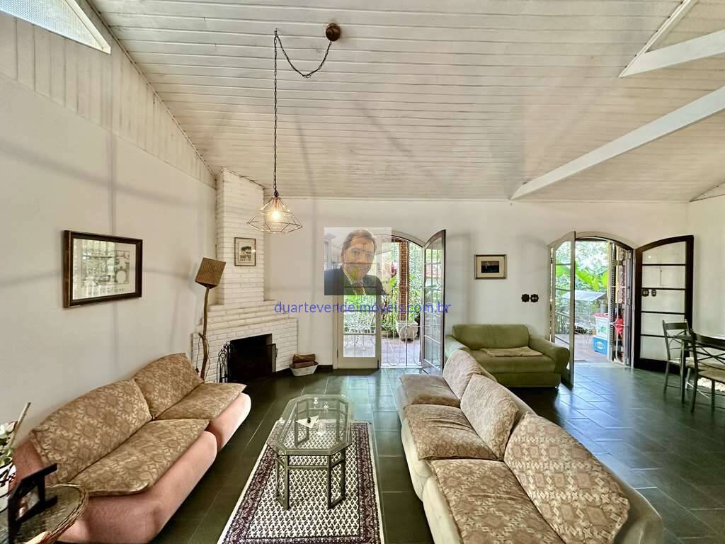 Casa à venda com 3 quartos, 233m² - Foto 20