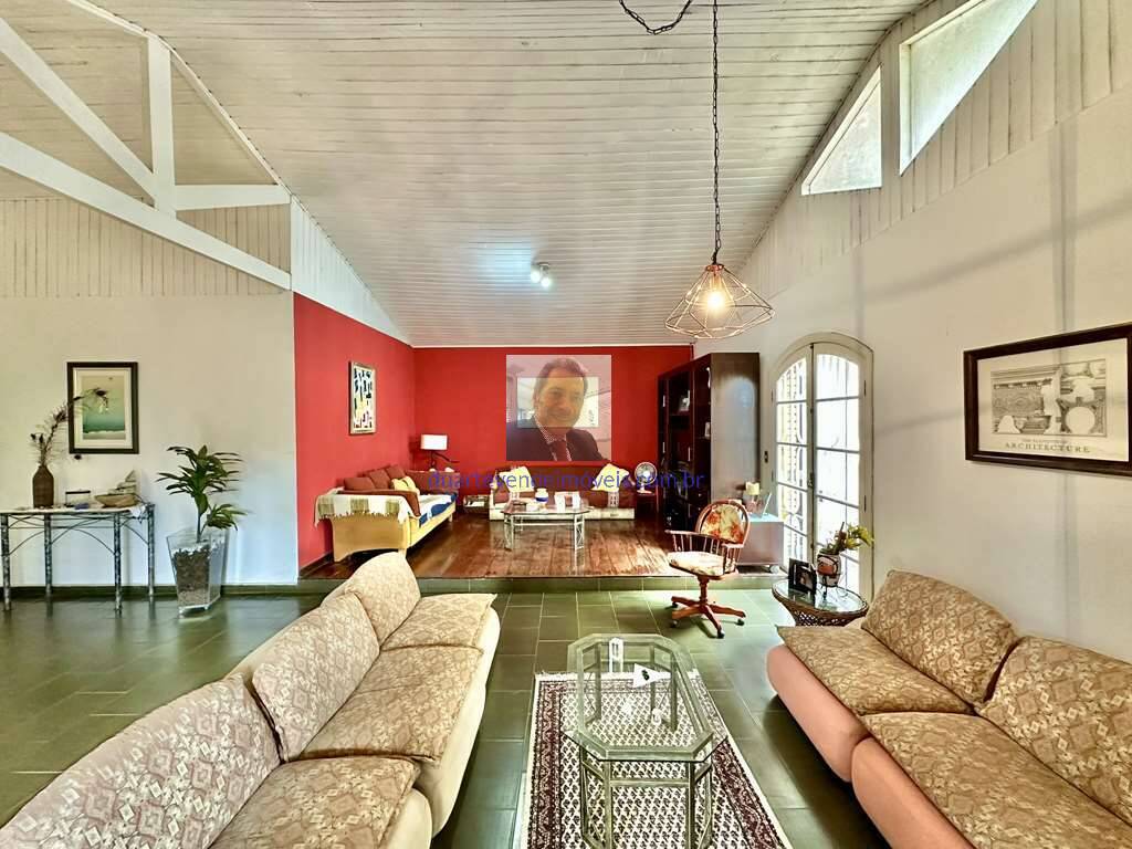 Casa à venda com 3 quartos, 233m² - Foto 18
