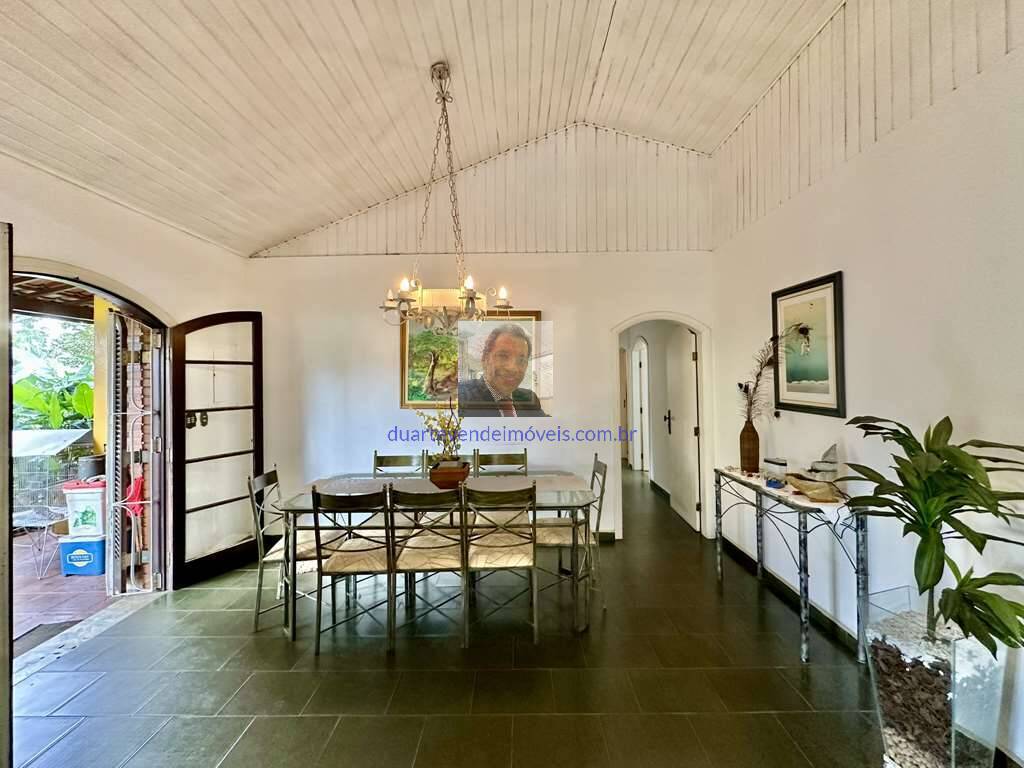 Casa à venda com 3 quartos, 233m² - Foto 22