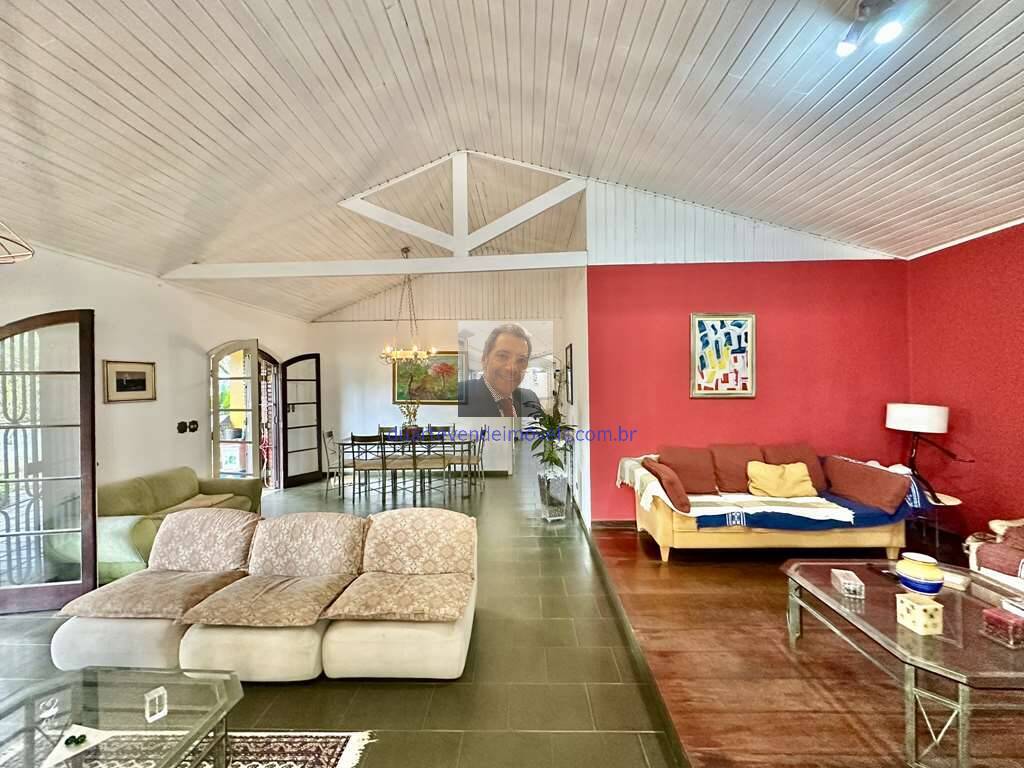 Casa à venda com 3 quartos, 233m² - Foto 21