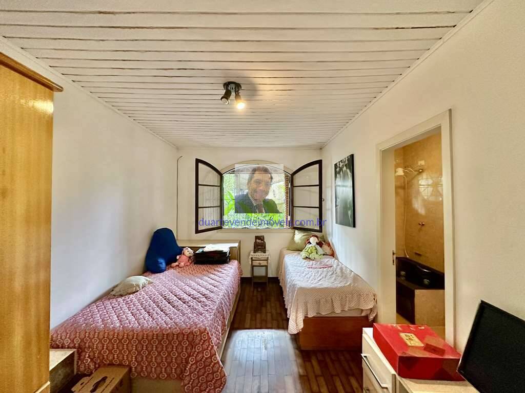 Casa à venda com 3 quartos, 233m² - Foto 33