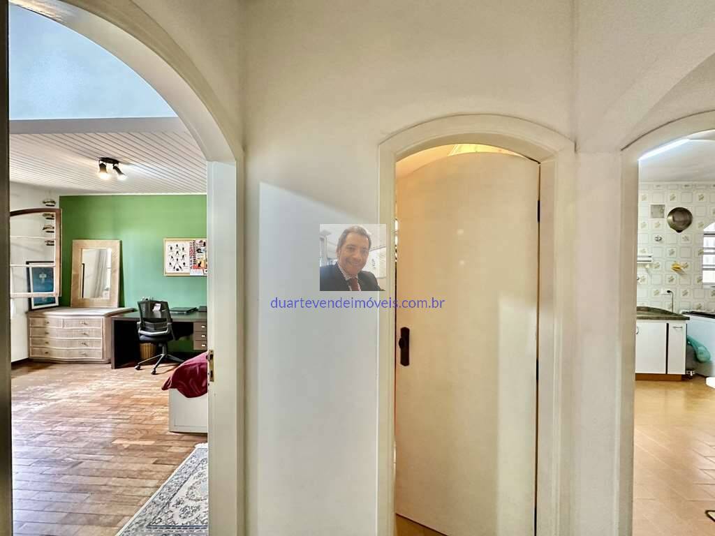 Casa à venda com 3 quartos, 233m² - Foto 32