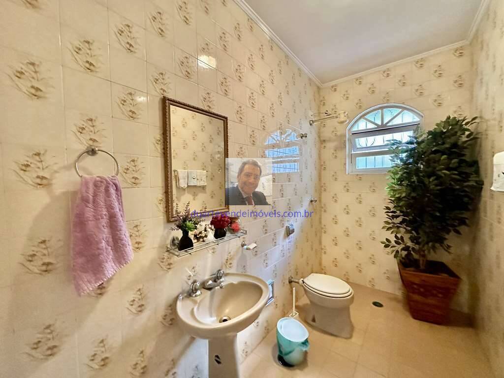 Casa à venda com 3 quartos, 233m² - Foto 39