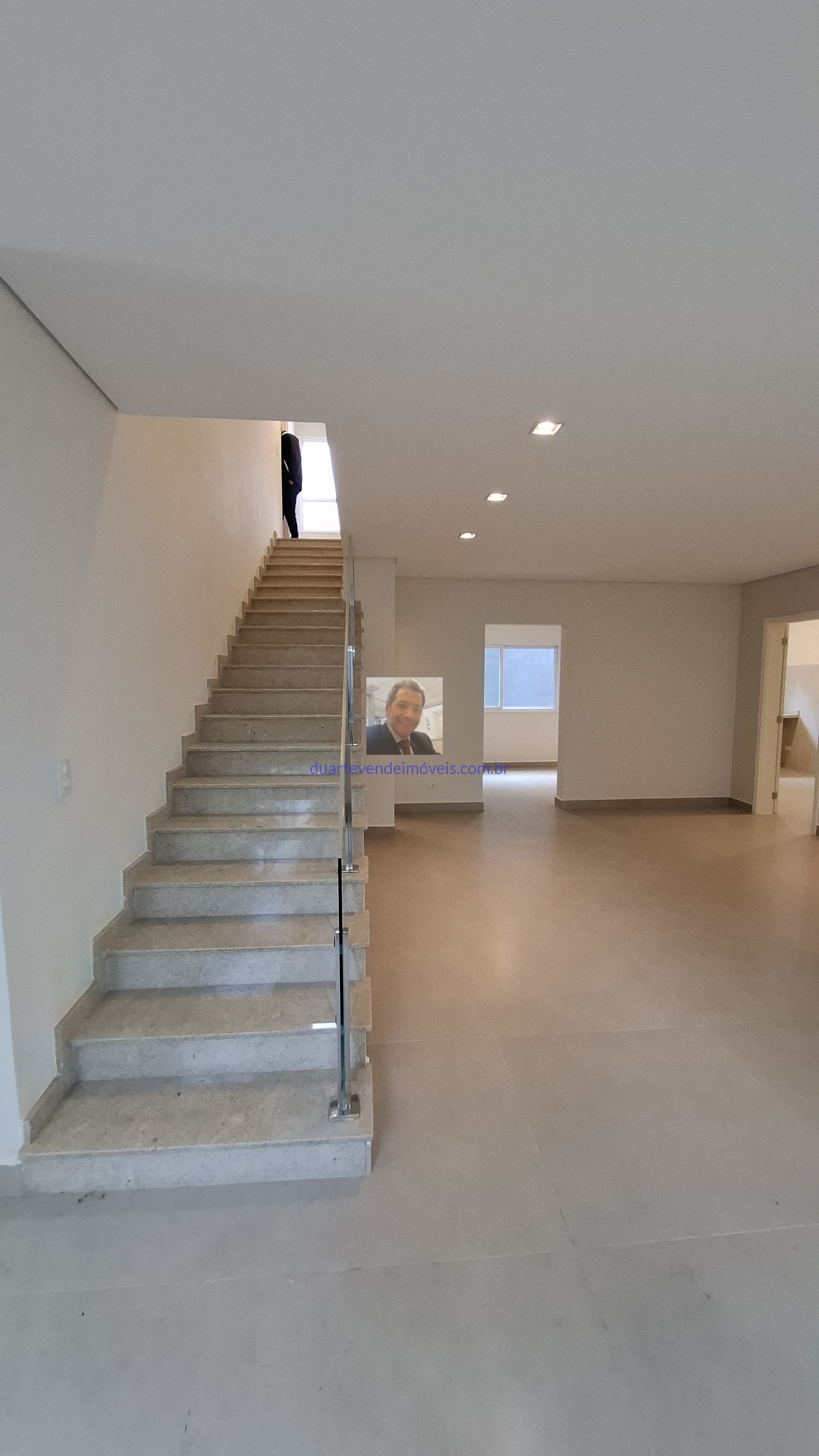 Casa de Condomínio à venda com 4 quartos, 357m² - Foto 12