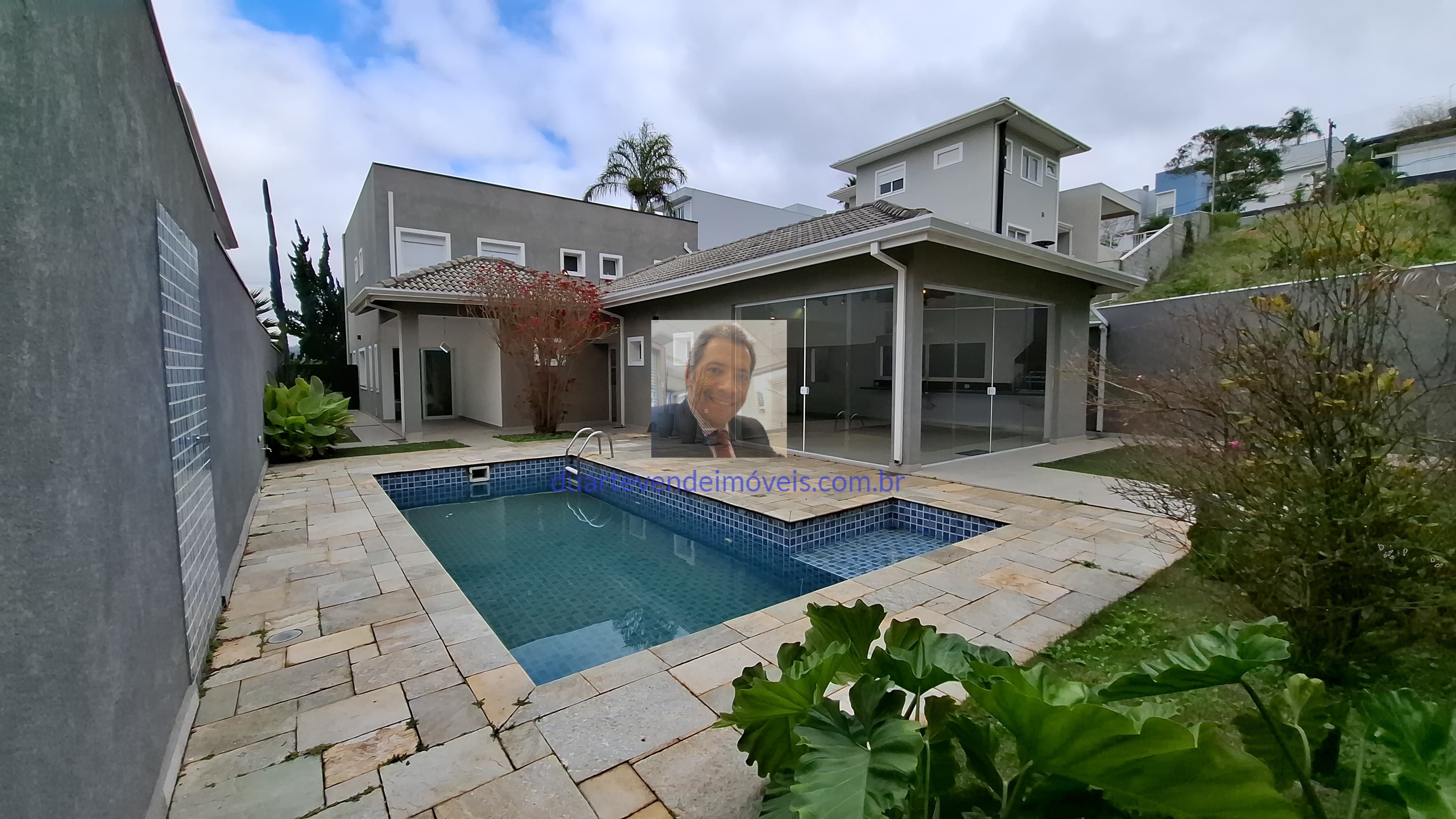 Casa de Condomínio à venda com 4 quartos, 357m² - Foto 16