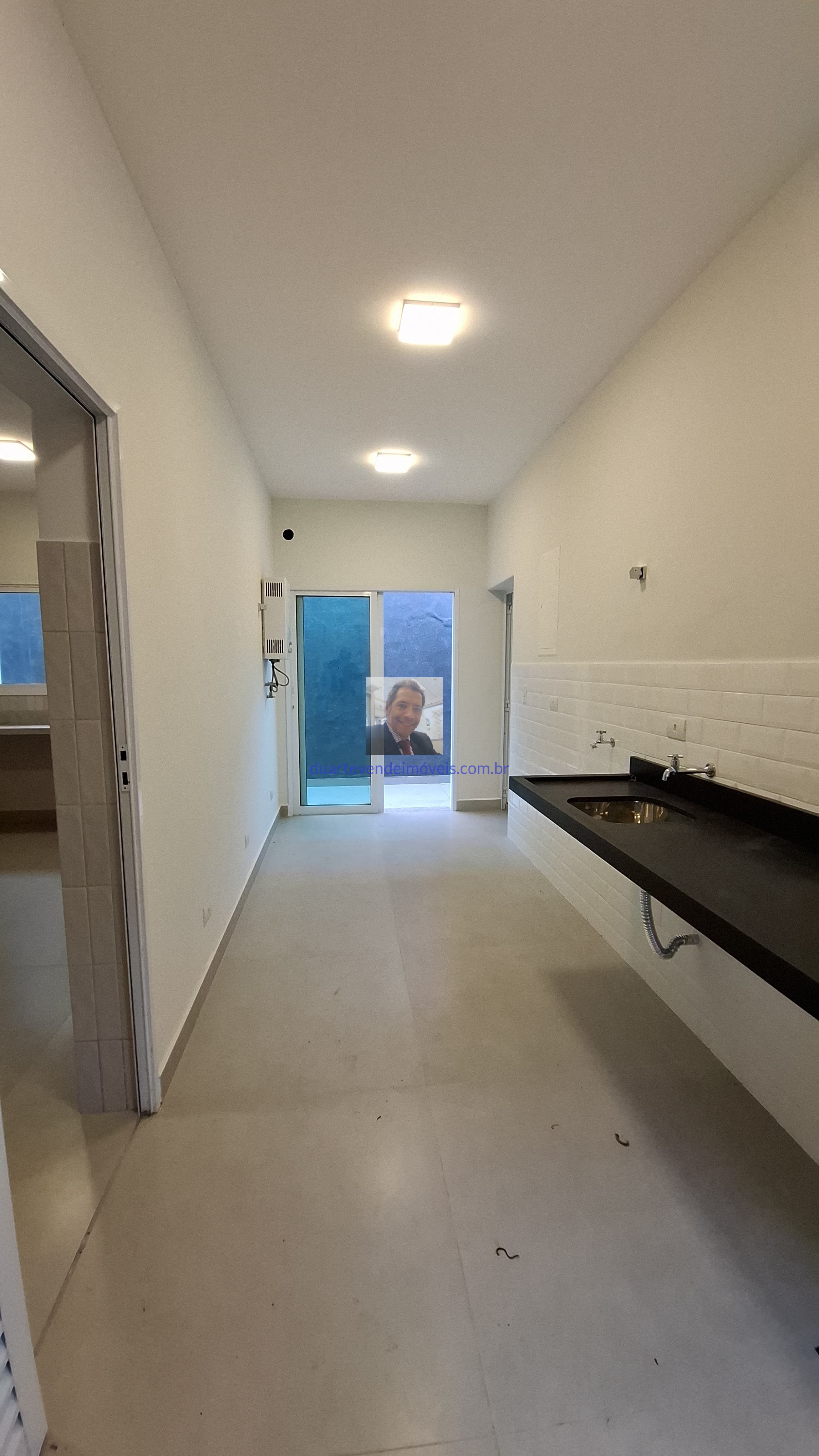 Casa de Condomínio à venda com 4 quartos, 357m² - Foto 23