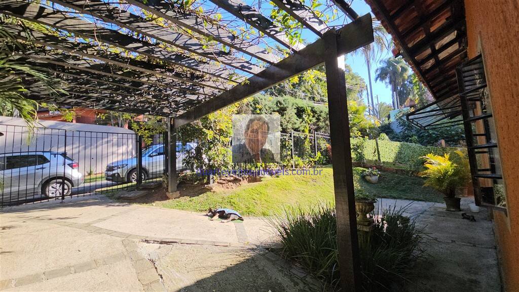 Casa de Condomínio à venda com 3 quartos, 200m² - Foto 4