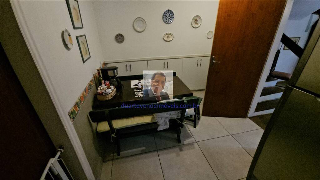 Casa de Condomínio à venda com 3 quartos, 200m² - Foto 37