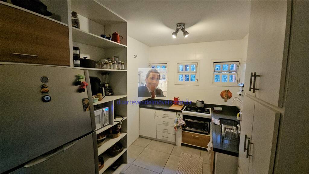 Casa de Condomínio à venda com 3 quartos, 200m² - Foto 38