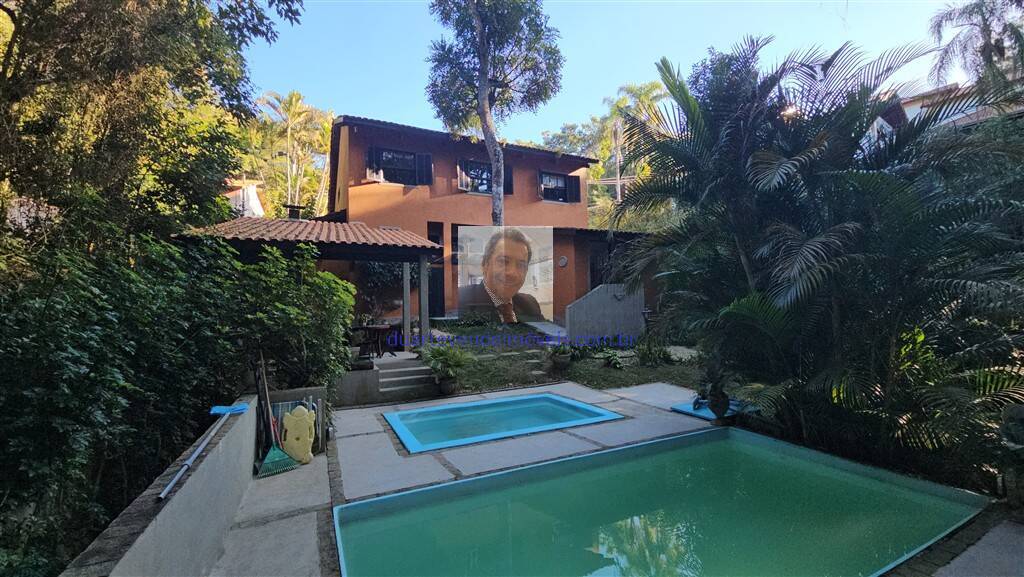 Casa de Condomínio à venda com 3 quartos, 200m² - Foto 62