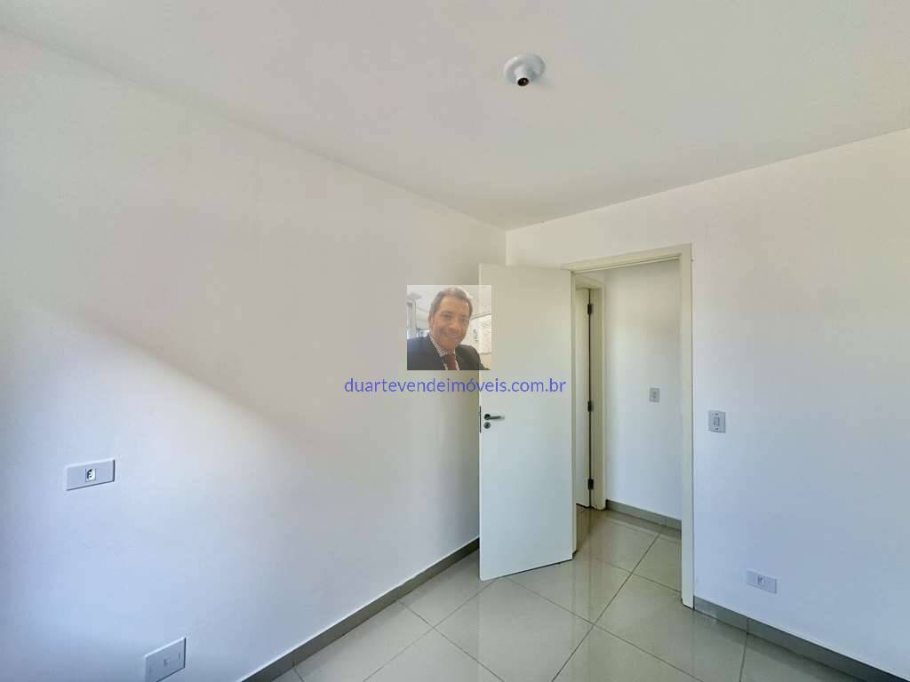 Apartamento à venda com 2 quartos, 43m² - Foto 17