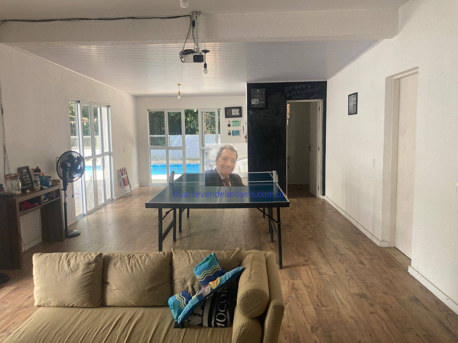 Casa de Condomínio à venda com 4 quartos, 400m² - Foto 12